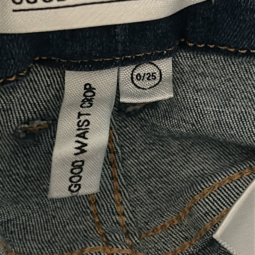 Good American Good Waist Crop jeans size 25 - Picture 10 of 11